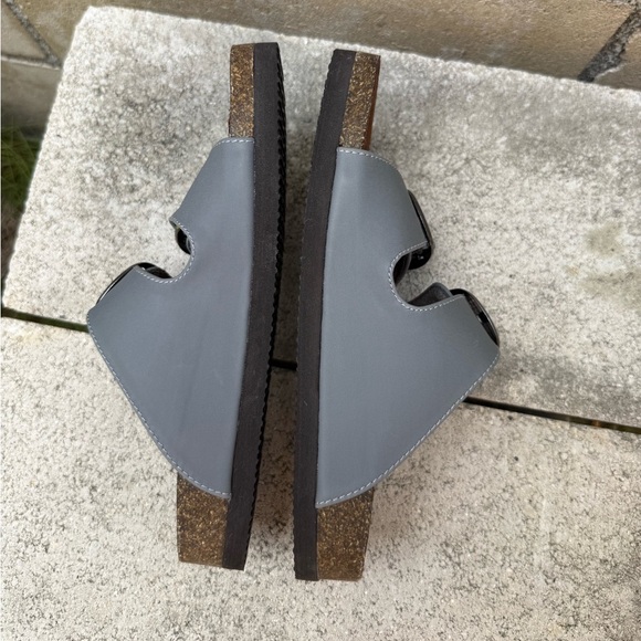 Cliffs Gray Double Buckle Sandals - Picture 5 of 8